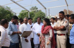 ಗ್ಯಾರಂಟಿ ಸಮಾವೇಶ ಹಿನ್ನೆಲೆ: ಎನ್.ವಿ.ಮೈದಾನಕ್ಕೆ ಸಚಿವ ಪ್ರಿಯಾಂಕ್ ಖರ್ಗೆ ಭೇಟಿ, ಪೂರ್ವಸಿದ್ಧತೆ ಪರಿಶೀಲನೆ