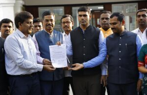 ‘ಮೋದಿ ಎಂದರೆ ಕಪಾಳಕ್ಕೆ ಹೊಡೆಯಬೇಕು’: ಶಿವರಾಜ್ ತಂಗಡಗಿ ವಿರುದ್ಧ ಚುನಾವಣಾ ಆಯೋಗಕ್ಕೆ ಬಿಜೆಪಿ ದೂರು