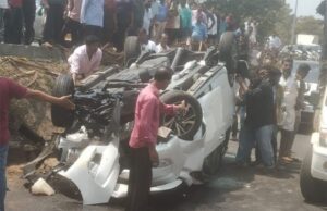 ಕುಂದಾಪುರದಲ್ಲಿ ಕಾರು ಪಲ್ಟಿ: ಓರ್ವ ಮೃತ್ಯು, ಇಬ್ಬರಿಗೆ ಗಂಭೀರ ಗಾಯ