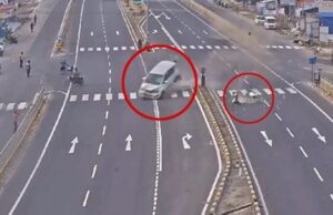 ದ್ವಿಚಕ್ರ ವಾಹನಕ್ಕೆ ಡಿಕ್ಕಿ ಹೊಡೆದು ಪಲ್ಟಿಯಾದ ಕಾರು: ಐವರು ಸ್ಥಳದಲ್ಲೇ ಸಾವು