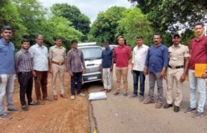 ಗಾಂಜಾ ಸಾಗಿಸುತ್ತಿದ್ದ ಇಬ್ಬರ ಬಂಧನ: 2 ಕೆಜಿ ಗಾಂಜಾ ವಶ
