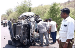 ಸಿದ್ದನಕೊಳ್ಳ ಮಠದ ಶಿವಕುಮಾರ ಸ್ವಾಮೀಜಿ ಕಾರಿಗೆ ಟಿಪ್ಪರ್ ವಾಹನ ಡಿಕ್ಕಿ: ಸ್ವಾಮೀಜಿಗೆ ಗಂಭೀರ ಗಾಯ