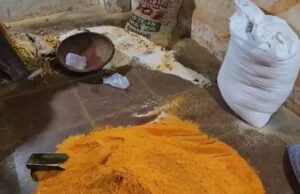 ಮರದ ಪುಡಿ, ಕೆಮಿಕಲ್ ಬಳಸಿ ಮಸಾಲೆ ಪದಾರ್ಥ ತಯಾರು: ಮೂವರ ಬಂಧನ