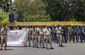 ನಿಷೇಧಾಜ್ಞೆ ಉಲ್ಲಂಘಿಸಿ ಪ್ರತಿಭಟನಾ ಮೆರವಣಿಗೆ ನಡೆಸಿದ್ದ ಎಎಪಿ ನಾಯಕರ ವಿರುದ್ಧ ಎಫ್ಐಆರ್