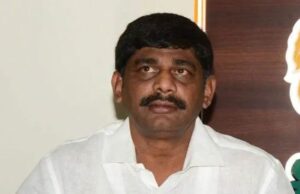 ಆರೋಪ ಮಾಡುವುದನ್ನ ಬಿಟ್ಟು ರಾಜ್ಯದ ಅಭಿವೃದ್ಧಿ ಬಗ್ಗೆ ಚಿಂತನೆ ಮಾಡಲಿ- ಹೆಚ್ ಡಿಕೆಗೆ ಡಿ.ಕೆ ಸುರೇಶ್ ತಿರುಗೇಟು