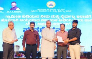 ಹಗರಣಗಳನ್ನು ಮಾಡದೆ ಕಾರ್ಯನಿರ್ವಹಿಸಿ: ನೂತನ ಎಂಜನಿಯರುಗಳಿಗೆ ಪ್ರಿಯಾಂಕ್ ಖರ್ಗೆ ಕಿವಿಮಾತು