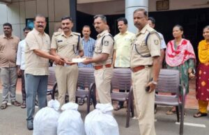 ಬಳ್ಳಾರಿ: ಮನೆಯೊಂದರಲ್ಲಿ 18 ಕೆಜಿ ಗಾಂಜಾ ವಶ, ಇಬ್ಬರ ಬಂಧನ