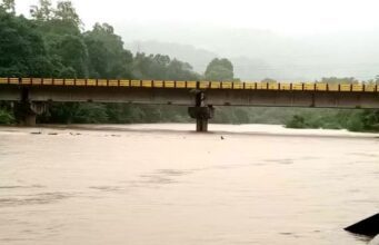 ಪಶ್ಚಿಮ ಘಟ್ಟ ಪ್ರದೇಶದಲ್ಲಿ ಭಾರಿ ಮಳೆ: ತುಂಬಿ ಹರಿಯುತ್ತಿರುವ ಕುಮಾರಧಾರ ನದಿ