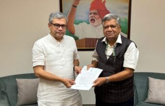 ಬೆಳಗಾವಿ-ಕಿತ್ತೂರು-ಧಾರವಾಡ ಹೊಸ ರೈಲು ಮಾರ್ಗ ಯೋಜನೆಗೆ ಕೇಂದ್ರ ಸಚಿವರಲ್ಲಿ ಶೆಟ್ಟರ್ ಮನವಿ