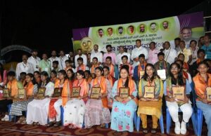 ಶಿಕ್ಷಣದೊಂದಿಗೆ ಸೇವಾ ಮನೋಭಾವ ಬೆಳಸಿಕೊಳ್ಳಿ: ಯದುವೀರ್ ಕೃಷ್ಣದತ್ತ ಚಾಮರಾಜ ಒಡೆಯರ್