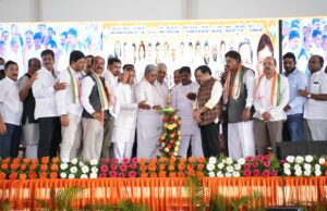 ನನ್ನ ಮತ್ತು ನಿಮ್ಮ ಸಂಬಂಧ 40 ವರ್ಷಗಳದ್ದು: ಚಾಮರಾಜನಗರ ಮತದಾರರಿಗೆ ಕೃತಜ್ಞತೆ ಸಲ್ಲಿಸಿದ ಸಿಎಂ ಸಿದ್ದರಾಮಯ್ಯ