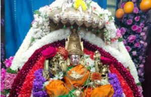 2ನೇ ಆಷಾಢ ಶುಕ್ರವಾರ: ನಾಡ ಅಧಿದೇವತೆಗೆ ನಾಗಲಕ್ಷ್ಮಿ ಅಲಂಕಾರ