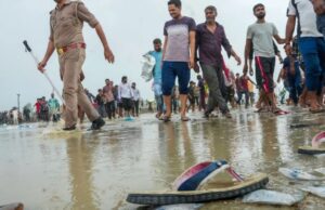 ಹಾಥರಸ್ ಕಾಲ್ತುಳಿತ ಪ್ರಕರಣ: ಎಸ್ಡಿಎಂ, ತಹಸೀಲ್ದಾರ್ ಸೇರಿದಂತೆ ಹಲವು ಅಧಿಕಾರಿಗಳ ಅಮಾನತು