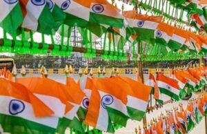 ಪ್ಲಾಸ್ಟಿಕ್ ಬಾವುಟ ಮಾರಾಟ, ಉತ್ಪಾದನೆ ನಿಷೇಧ: ಮಂಗಳೂರು ಪಾಲಿಕೆ ಆಯುಕ್ತ