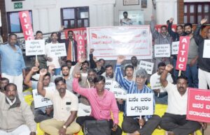 ಹೋಲ್ಡ್ಸ್ ವರ್ತ್ ಮೆಮೋರಿಯಲ್ ಆಸ್ಪತ್ರೆ ನೌಕರರ ಪ್ರತಿಭಟನೆ: ಸಮಸ್ಯೆ ಆಲಿಸಿದ ಶಾಸಕ ಹರೀಶ್ ಗೌಡ