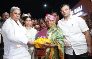 ನಾಡಿಗೆ ಅನ್ನ ಕೊಡೋ ದೊರೆ ನಿನ್ನ ಕೈ ಮೇಲಾಗ್ಲಿ: ಸಿಎಂಗೆ ಅಕ್ಕಾತಾಯಿಯ ಆಶೀರ್ವಾದ