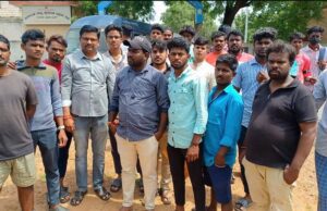 ದರ್ಶನ್ ಸ್ಥಳಾಂತರ ವರದಿ: ಬಳ್ಳಾರಿ ಜೈಲು ಬಳಿ ಅಭಿಮಾನಿಗಳ ದಂಡು