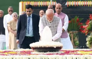 ಅಟಲ್ ಬಿಹಾರಿ ವಾಜಪೇಯಿ ಪುಣ್ಯತಿಥಿ: ರಾಷ್ಟ್ರಪತಿ ಮುರ್ಮು, ಪ್ರಧಾನಿ ಮೋದಿ ಸೇರಿದಂತೆ ಗಣ್ಯರಿಂದ ನಮನ