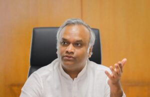 ಬಿಜೆಪಿ ಅಧಿಕಾರದಲ್ಲಿದ್ದಾಗ ಕತ್ತೆ ಕಾಯುತ್ತಿದ್ದರಾ?: ಪ್ರಿಯಾಂಕ್ ಖರ್ಗೆ