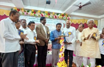 ರೈತರ ಸಮಸ್ಯೆಗಳಿಗಿಂತ ಎರಡು ಮನೆ ಜಗಳ ಮಾಧ್ಯಮಗಳಿಗೆ ಮುಖ್ಯವಾಗಿರುವುದು ದುರಂತ: ಕೆವಿಪಿ