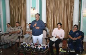 ದಸರಾ ಪ್ರಾಯೋಜಕತ್ವ ವಹಿಸಿಕೊಳ್ಳಿ, ನಿಮ್ಮ ವ್ಯಾಪಾರ ಉದ್ದಿಮೆಗಳ ಉದ್ದೀಪನಗೊಳಿಸಿಕೊಳ್ಳಿ: ಹೆಚ್.ಸಿ.ಎಂ