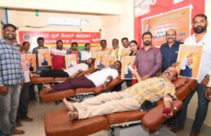 ಸ್ವಯಂ ಪ್ರೇರಿತ ರಕ್ತದಾನ ಹಾಗೂ ಚಹಾ ವಿತರಿಸಿ ನರೇಂದ್ರ ಮೋದಿ ಜನ್ಮದಿನ ಆಚರಣೆ