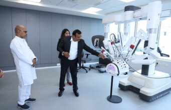 ಆರೋಗ್ಯ ರಕ್ಷಣೆಯಲ್ಲಿ ರೊಬೊಟಿಕ್ ಸರ್ಜರಿ ಪರಿಣಾಮಕಾರಿ, ಭವಿಷ್ಯದಲ್ಲಿ ಕ್ರಾಂತಿಕಾರಿಯಾಗುವ ನಿರೀಕ್ಷೆ: ಸಚಿವ ಶರಣ ಪ್ರಕಾಶ್ ಪಾಟೀಲ್