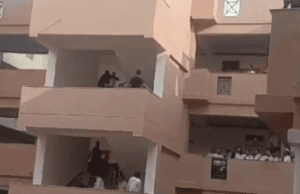 ನ್ಯಾಯಾಲಯದ ಆವರಣದಲ್ಲಿ ಆತ್ಮಹತ್ಯೆಗೆ ಯತ್ನಿಸಿದ ಯುವತಿ