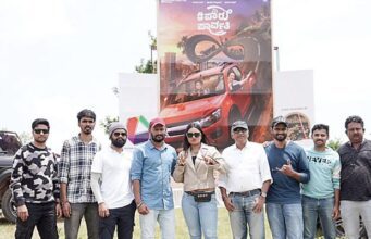 ಇನ್ಫಿನಿಟಿ ರೋಡ್ ನಲ್ಲಿ ʼಪಾರು ಪಾರ್ವತಿ’