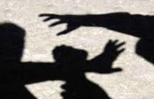 ಲಾರಿ ತಡೆದು ನಿಲ್ಲಿಸಿ, ಚಾಲಕನಿಗೆ ಬೆದರಿಸಿ 1.64 ಲಕ್ಷ ರೂ. ದರೋಡೆ