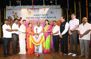 ಕನ್ನಡ ನಾಡಿನ ಹೆಸರನ್ನು ಭೂಗೋಳದಲ್ಲಿ ಅವಿಸ್ಮರಣೀಯ ಮಾಡಿದ ವೀರ ಮಹಿಳೆ ಕಿತ್ತೂರು ರಾಣಿ ಚೆನ್ನಮ್ಮ: ಡಾ. ಪುಷ್ಪಾ ಅಮರನಾಥ್