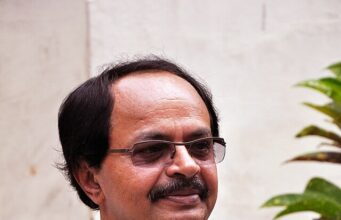 ಯಾವುದೇ ಒಬ್ಬ ವ್ಯಕ್ತಿ ಶ್ರೇಷ್ಠ ಕವಿಯಾಗಲು ಪ್ರಜ್ಞೆ ಮತ್ತು ಪ್ರತಿಭೆ ಎರಡು ಅಂಶಗಳು ಬಹಳ ಮುಖ್ಯ: ನಾಗತಿಹಳ್ಳಿ ಚಂದ್ರಶೇಖರ್