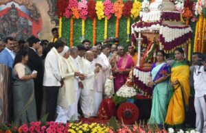 ಸರ್ಕಾರ ಉರುಳಿಸುವ ಕೆಲಸಕ್ಕೆ ಮುಂದಾಗಬಾರದು: ಹಂಪ ನಾಗರಾಜಯ್ಯ