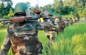 ನಕ್ಸಲರಿಂದ ಬಾಂಬ್ ಸ್ಫೋಟ: ಇಬ್ಬರು ಅರೆಸೇನಾ ಪಡೆ ಯೋಧರಿಗೆ ಗಾಯ