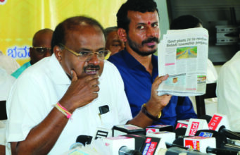 ವಾಲ್ಮೀಕಿ ಜಯಂತಿ ಜಾಹೀರಾತಿನಲ್ಲಿ ಸತ್ಯಮೇವ ಜಯತೇ ನಾಪತ್ತೆ: ಹೆಚ್.ಡಿ.ಕುಮಾರಸ್ವಾಮಿ ಅಚ್ಚರಿ