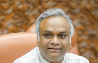 ವಿಜಯೇಂದ್ರ ಜೊತೆ ಯಾವುದೇ ಒಳ ಒಪ್ಪಂದವಿಲ್ಲ: ಆರೋಪ ನಿರಾಕರಿಸಿದ ಪ್ರಿಯಾಂಕ್ ಖರ್ಗೆ