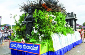 ಮೈಸೂರು ದಸರಾ ಸ್ತಬ್ಧ ಚಿತ್ರ: ಮಂಡ್ಯಕ್ಕೆ ಪ್ರಥಮ ಬಹುಮಾನ