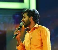 ಉಪಚುನಾವಣೆ ಮತದಾನಕ್ಕೆ ಗೈರಾದ ಗಾಯಕ ಹನುಮಂತ ಲಮಾಣಿ