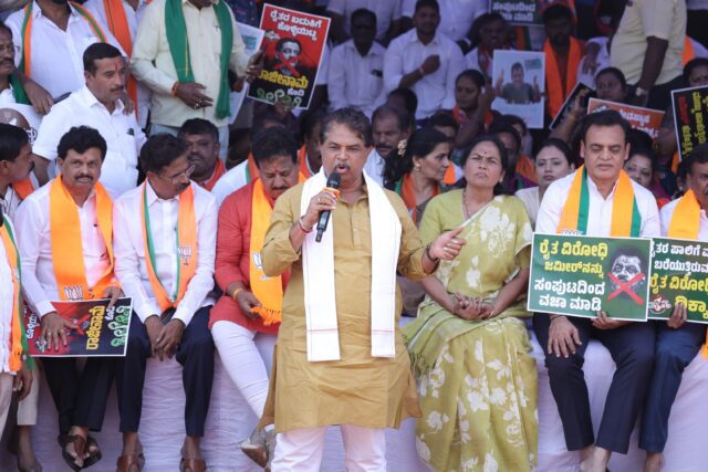 WhatsApp Image 2024-11-22 at 4.18.26 PM