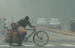 ದೆಹಲಿಯಲ್ಲಿ ಸುಧಾರಣೆಯಾಗದ ಗಾಳಿ ಗುಣಮಟ್ಟ: ‘ಅಪಾಯದ ಸ್ಥಿತಿ’ ಮುಂದುವರಿಕೆ