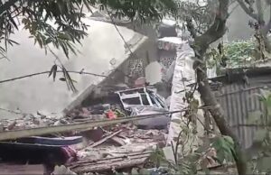 ಕಚ್ಚಾ ಬಾಂಬ್ ತಯಾರಿಸುವ ವೇಳೆ ಸ್ಫೋಟ: ಮೂವರು ಸ್ಥಳದಲ್ಲೇ ಸಾವು