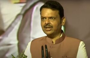 3ನೇ ಬಾರಿ ಸಿಎಂ ಆಗಿ ದೇವೇಂದ್ರ ಫಡ್ನವೀಸ್ ಪ್ರಮಾಣ ವಚನ