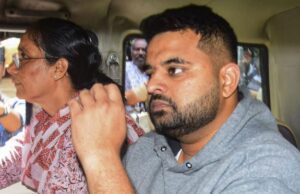 ತನ್ನದೇ ವೀಡಿಯೋ ಕೋರ್ಟ್ ನಲ್ಲಿ ವೀಕ್ಷಿಸಲು ಮಾಜಿ ಸಂಸದ ಪ್ರಜ್ವಲ್ ಗೆ ಅನುಮತಿ