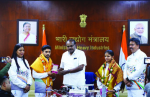 ಖೋಖೋ ವಿಶ್ವಕಪ್; ಎಂ.ಕೆ.ಗೌತಮ್, ಚೈತ್ರಾ ಅವರನ್ನು ಗೌರವಿಸಿದ ಹೆಚ್.ಡಿ.ಕುಮಾರಸ್ವಾಮಿ