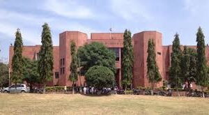 ಬೇರೆ ಜಾತಿಯವರನ್ನು ಮದುವೆಯಾದ ಕಾರಣಕ್ಕೆ ಪರಿಶಿಷ್ಟ ಪಂಗಡ ಪ್ರಮಾಣಪತ್ರ ದೊರೆಯದ ಮಹಿಳೆಗೆ ಕಾಶ್ಮೀರ ಹೈಕೋರ್ಟ್ ಅಭಯ