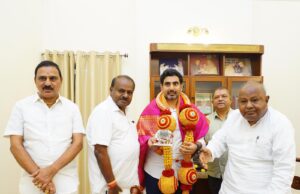 ವೈಜಾಗ್ ಸ್ಟೀಲ್ ಭವಿಷ್ಯದ ಯೋಜನೆ; ಕೇಂದ್ರ ಸಚಿವ ಹೆಚ್.ಡಿ.ಕುಮಾರಸ್ವಾಮಿ ಅವರನ್ನು ಭೇಟಿಯಾದ ನಾ.ರಾ.ಲೋಕೇಶ್