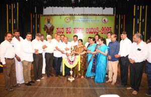 ಸರ್ವಜ್ಞರ ವಚನಗಳ ಸಾರವನ್ನು ಪ್ರತಿಯೊಬ್ಬರೂ ತಮ್ಮ ಜೀವನದಲ್ಲಿ ಅಳವಡಿಸಿಕೊಳ್ಳಿ: ಸಿ. ಎನ್. ಮಂಜೇಗೌಡ