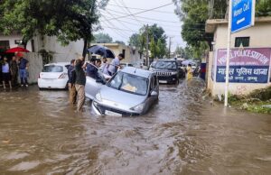 ಜಮ್ಮುವಿನ ಹಲವೆಡೆ ನಿರಂತರ ಮಳೆ: ಇಬ್ಬರ ಸಾವು, 12 ಜನರ ರಕ್ಷಣೆ