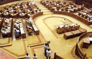 ದೆಹಲಿ ಶಾಸಕರಿರಲಿ, ಕೇರಳ ಶಾಸಕರ ಬೇಸಿಕ್ ಸ್ಯಾಲರಿ ಕೇವಲ 2,000 ರೂ.