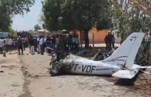 ಅಹಮದಾಬಾದ್ನಲ್ಲಿ ಖಾಸಗಿ ತರಬೇತಿ ವಿಮಾನ ಪತನ: ಪೈಲಟ್ ದುರ್ಘಟನೆಯಲ್ಲಿ ದುರ್ಮರಣ